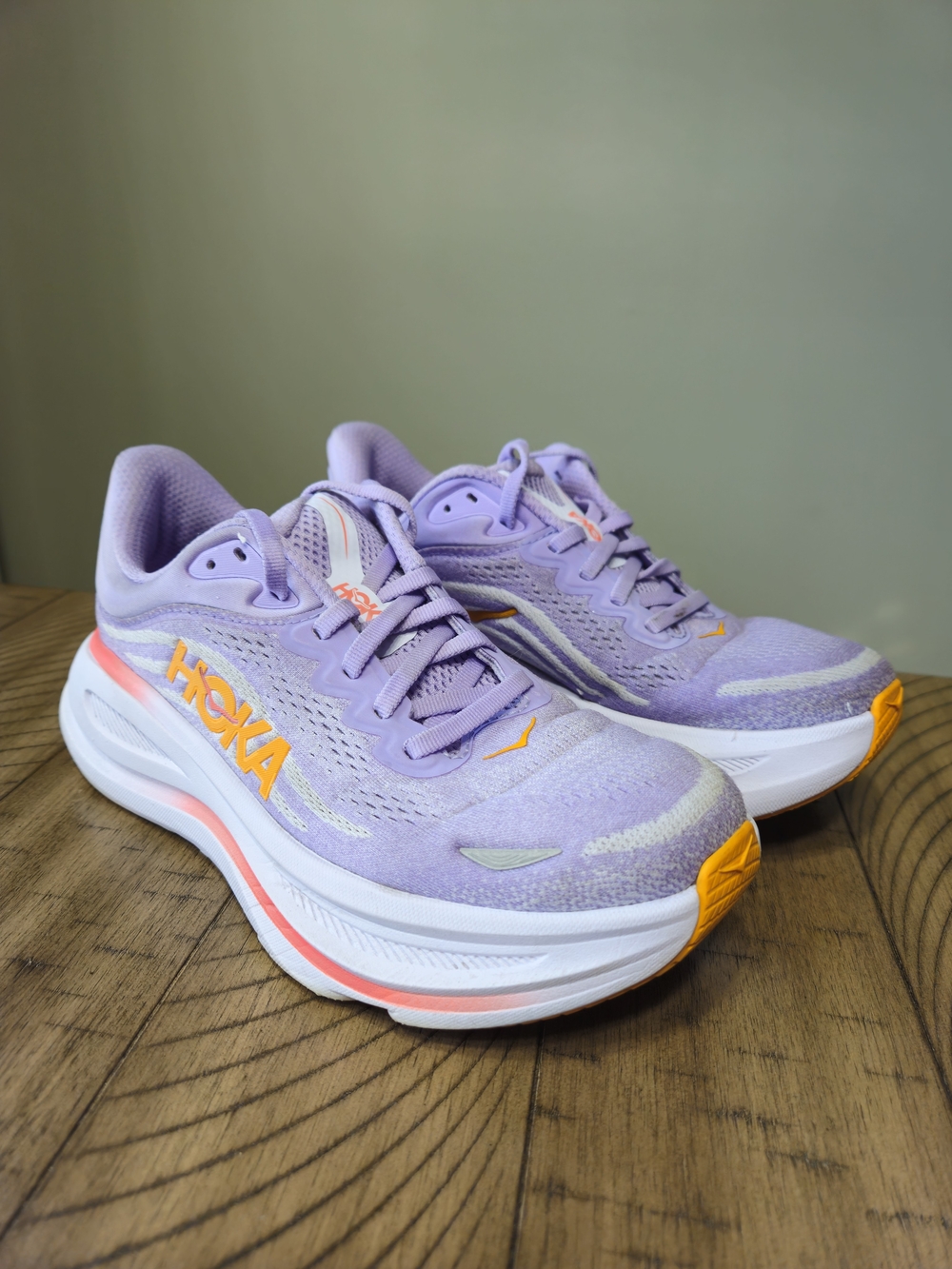 HOKA Women's Lavender Bondi 9 - Picture 2 of 7